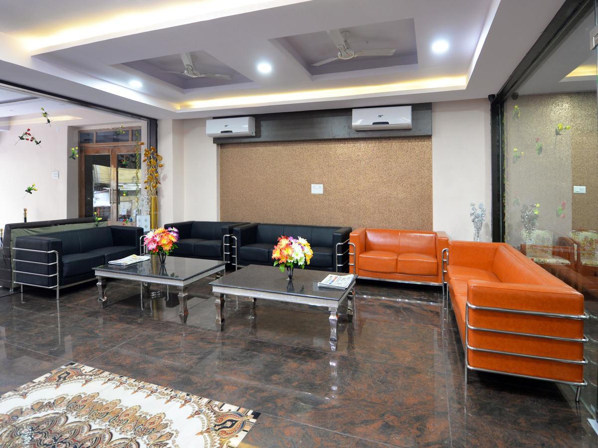 Super Collection O Lotus Grand Near Secunderabad Railway Station Hotel Bagian luar foto